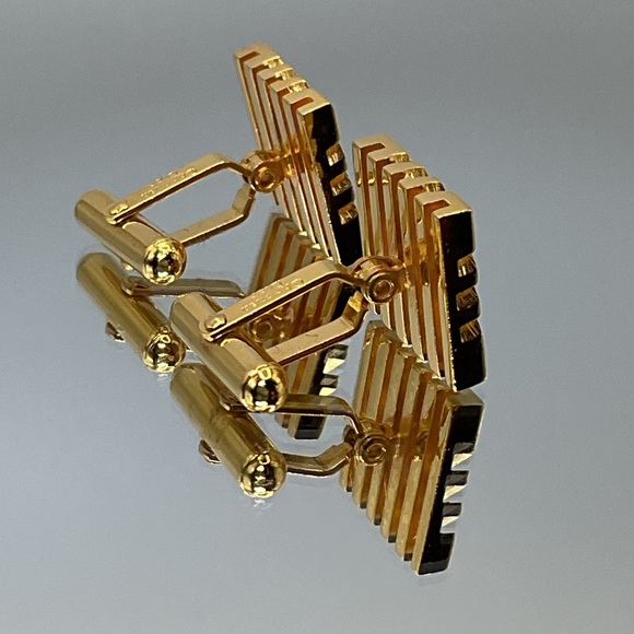 Christian Dior Logo Cufflinks - Picture 6 of 8